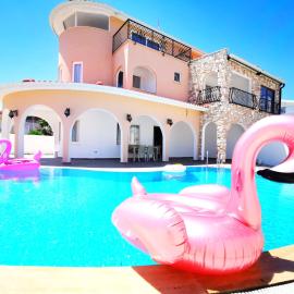 Red F33 Villa Özel Tasarımlı