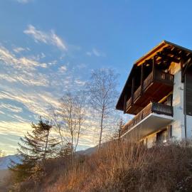 3,5 Zimmer Attikawohnung mit Traumaussicht, hotel em Arbaz