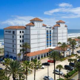 Four Points by Sheraton Jacksonville Beachfront, khách sạn ở Jacksonville Beach
