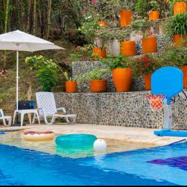 Espectacular finca Familiar en sopetran Antioquia, hotel a Sopetrán