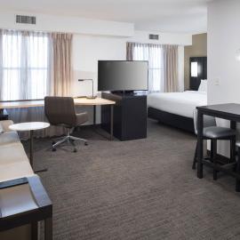 Residence Inn by Marriott Boston Westford, hotel u gradu Westford