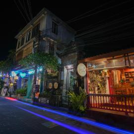 Shana Homestay by EPS