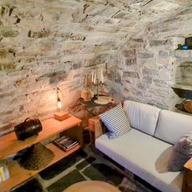 La Ca' nel Borgo, hotel u gradu Moltrazio