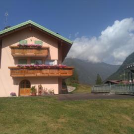 Casa da Alice 2 camere e divano letto, hotel u gradu Pelicano