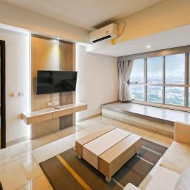 Newly 1BR Apt Cikarang with Pool, Gym & Wi-Fi by 2ndHome, hotel in Leuweungmalang