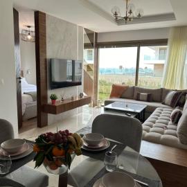 Sea View pearl-Gym-Pool-Carrousel Mall