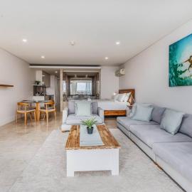Santai Resort by Holiday Management Co, hotel in Casuarina