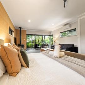 Aroha Studio - Elegant & Tranquil - Self Contained