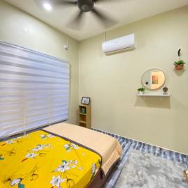 Yellow Retreat House Homestay Batu Gajah, hotel in Batu Gajah