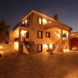 Avgerinos Hotel