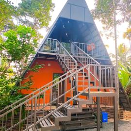 Goldenpeak Estate-Homestay-3Bed-A frame Holiday Home