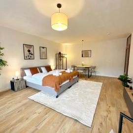 Moderne 2-Zimmer-Whg - Nähe Bahnhof mit Balkon und Stellplatz - 2 Smart-TV