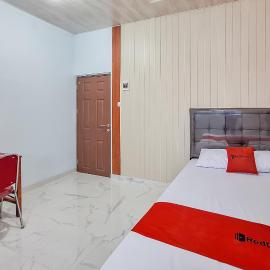 RedDoorz Syariah at Borba Kesepuhan Cirebon, hotel a Cirebon