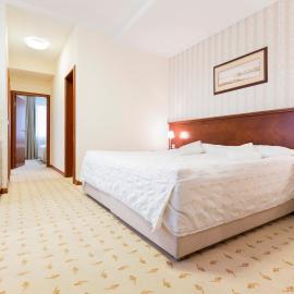 Hotel Orasac، فندق في بلغراد