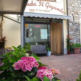 Locanda Il Gigante，Collagna的飯店