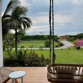 The Peak Surf House, hotel u gradu 'Huu'