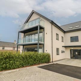 Glynllifon 1, hotel u gradu Llanallgo