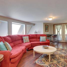 3 Mi to Great Smoky Mtn NP: Riverfront Retreat, Hotel in Townsend