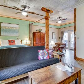 Walk to White River: Cozy Studio, Driftys Hideaway, hotel in Cotter