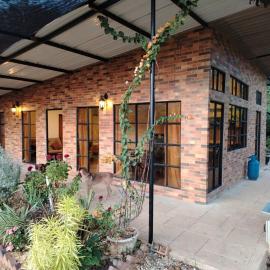 Wabi-Sabi House, hotel sa Aguazul