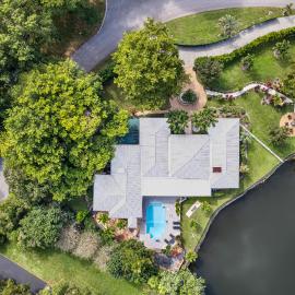 Family villa w heated pool gameroom fire pit, hotel em Davie