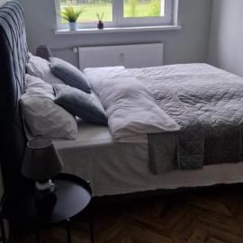 Prabangūs šeimos apartamentai Naujojoje Akmenėje, hotel in Naujoji Akmenė