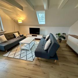 Helle 2-Zimmer Ferienwohnung mit 4 Betten, Nähe Innenstadt in ruhiger Lage, Hotel in Lünen