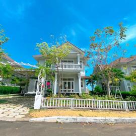 Biệt thự sealinks và căn hộ studio Ocean vista Sealinks Mũi Né, hotelli kohteessa Phan Thiet
