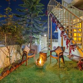 Alaya Stays Cozy Nest 2 BHK Cottage with Garden, hotel in Bhīm Tāl