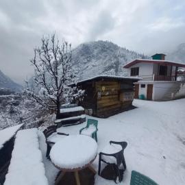 Sunrise Retreat Home, hotel a Kalgha