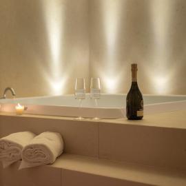 Atipia Cave Suite & SPA