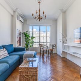 Elegant Condo with Balconies in the Heart of Nice