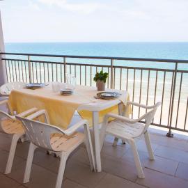 Apartment Núria, Hotel in Bellreguart