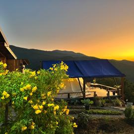 บ้านไร่ไอดอย, hotel di Phrae