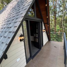 Cicadas Nature Resort - A Frame cottages, Hotel in Wayanad