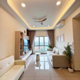 Nexus Kajang MRT link 3BR by Luvit Stay: Kajang şehrinde bir otel
