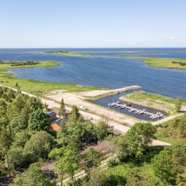 Sadama puhkemaja, hotel en Mereäärse