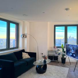 London City View Two Bedroom Entire Condo Enjoy River & City Views, Skyline Views, hotel v Londýne