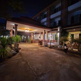 JB Mansion Hotel