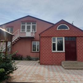 Moreni Guest House, hotel em Gavarr