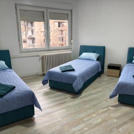 Dubai Marina Guest House, hotel in Skopje