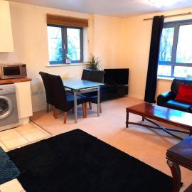 Oxford City Apartment in Jericho Spacious Modern Free Parking, Walk to Bus, Rail and University