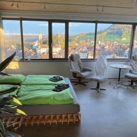 Panorama-Wohnung in Laufenburg mit Carport und Bahn-Bus-gratis KONUS, Hotel in Laufenburg