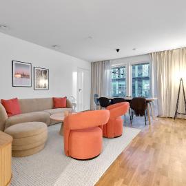 The Pink Patio - Cozy Modern Private Apartment, hotell i Solna