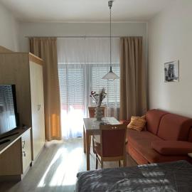 Appartement mit Bademantelgang zur Wohlfühltherme, hotel a Bad Griesbach