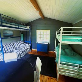 Turifoss Camping Cabin 2, hotell sihtkohas Svedjan