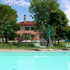 Agriturismo Santa Barbara, hotel in Mira