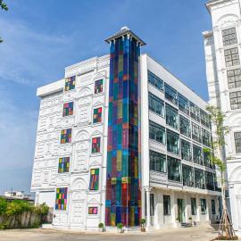 Bear & Bird Hotel โรงแรม แบร์ แอนด์ เบิร์ด, hotel Szuratthaniban