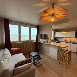 Appartement 1 chambre accès direct mer Malo-les-Bains, hotel in Dunkerque