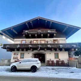 Pension Max SUMMERCARD INCLUDED, Hotel in Zell am See